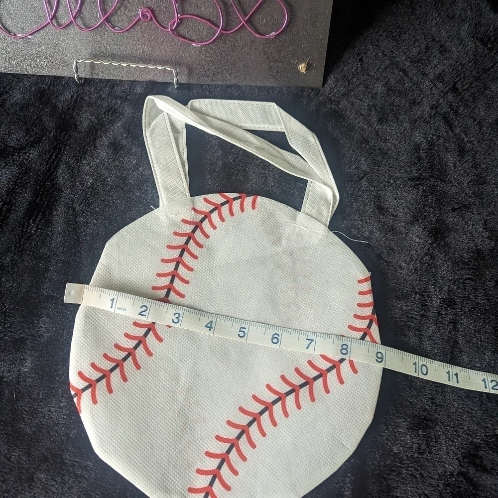 NWOT Baseball Party Gift Bags Pack of 24